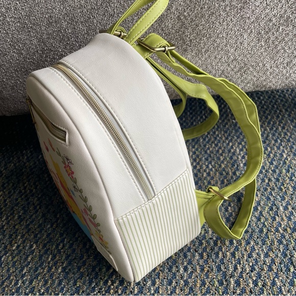 Disney Loungefly Floral Cream Winnie the Pooh Mini Backpack EUC - Picture 3 of 8